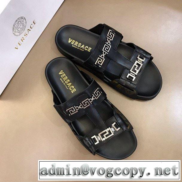  クールな印象を引き立て   ヴェルサーチVERSACE 2019年の夏のマスト 2色可選 サンダル グッと大人っぽい印象に