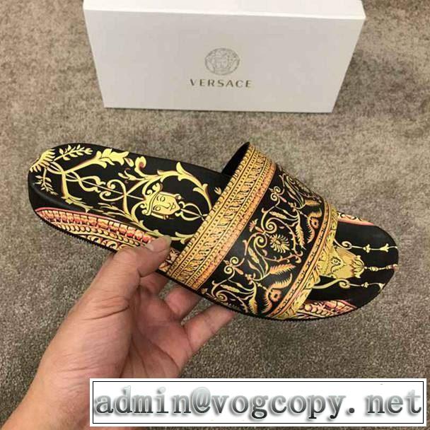  ヴェルサーチVERSACE ぐっと鮮度がアップ サンダル  2019年春夏シーズンの人気 クラシカルな雰囲気  2色可選