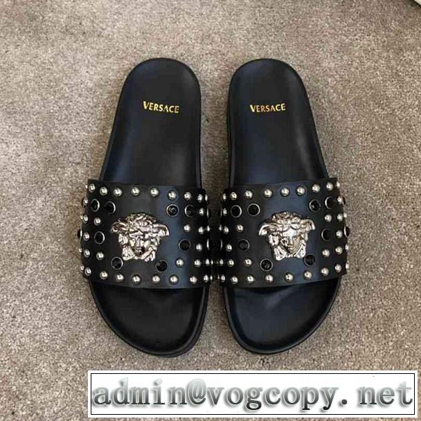  【2019春夏】最新コレクション 柔らかい印象に上質  サンダル  ヴェルサーチVERSACE 2色可選 着回し力も抜群です！