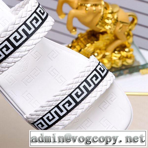 サンダル 最も目立ったブランド新品  2019夏色っぽさ ヴェルサーチVERSACE 夏の王道　適度な上品さ 2色可選