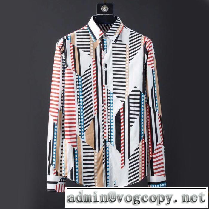  長袖 /ロンT/ロングT/ロングTシャツ洗練されたスタイル  バーバリー BURBERRY 2019年春夏流行ファッション 