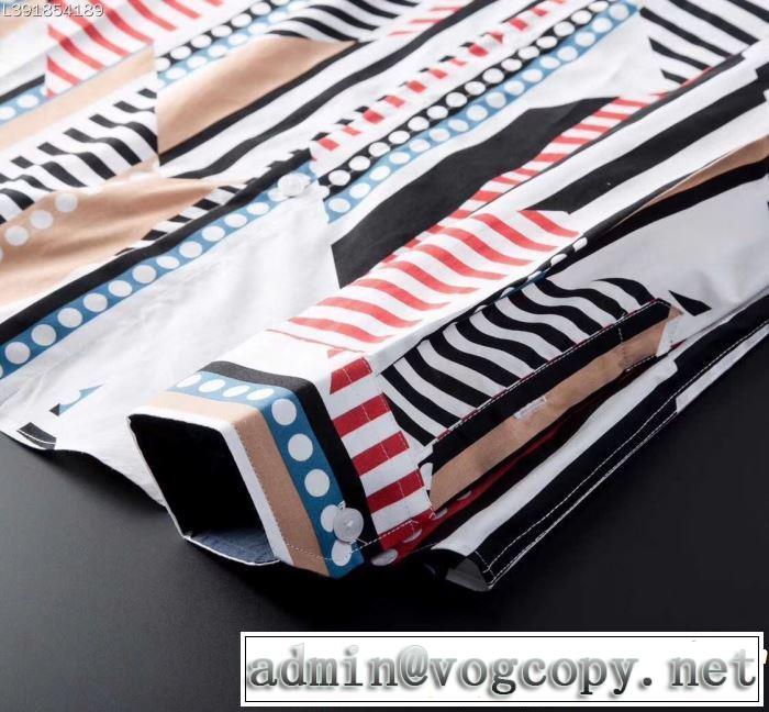 長袖 /ロンT/ロングT/ロングTシャツ洗練されたスタイル  バーバリー BURBERRY 2019年春夏流行ファッション
