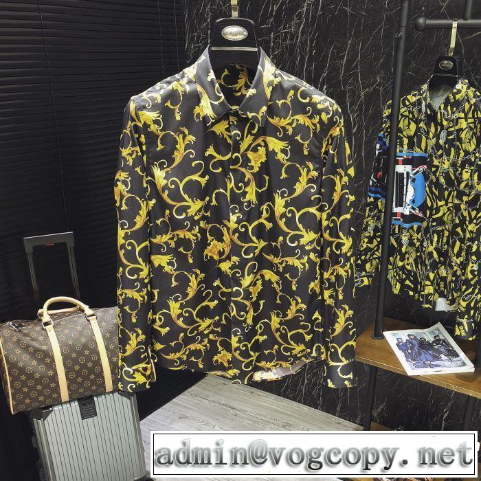  ヴェルサーチVERSACE 2019年春夏のトレンドアイテム 長袖 /ロンT/ロングT/ロングTシャツ 夏のフレッシュな気分に 