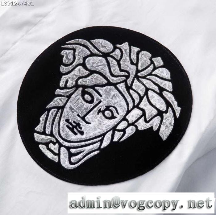 2色可選 ヴェルサーチVERSACE 2019春夏のトレンド新商品 長袖 /ロンT/ロングT/ロングTシャツ知的優秀アイテム