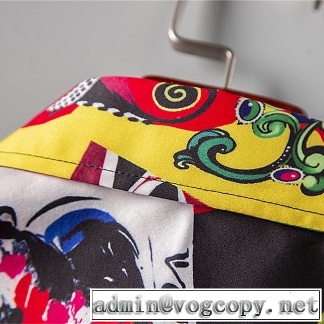 VERSACE すっきりした印象に 人気ストリートブランド新品 シャツ 2019春夏は人気定番 ヴェルサーチ