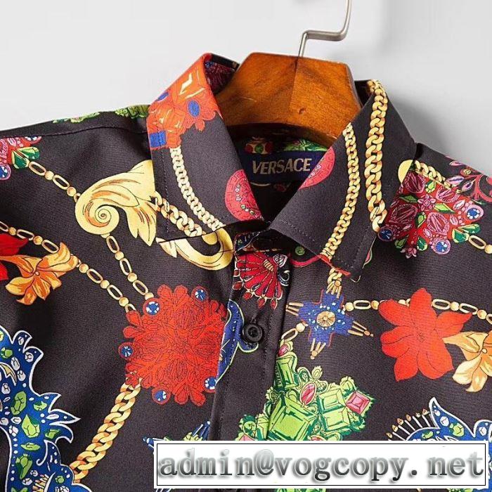 今期のトレンド定番アイテムVERSACE 2019春夏トレンドアイテム シャツ ヴェルサーチ