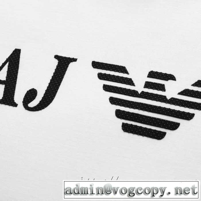 【2019秋冬】の注目トレンド アルマーニ ARMANI 長袖Tシャツ 3色可選 お洒落で秋冬注目トレンド