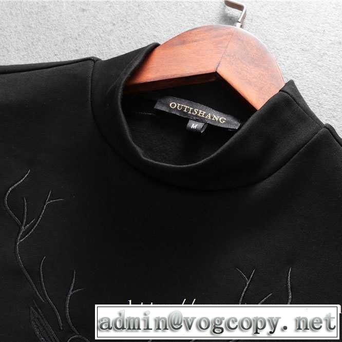 長袖Tシャツ ジバンシー GIVENCHY 2019トレンド秋冬おすすめ安い 大人かわいい秋冬コーデを楽しみ