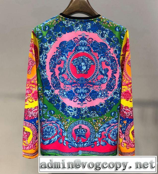 今季流行りの人気新作 【2019春夏】最新コレクション ヴェルサーチ VERSACE 長袖Tシャツ