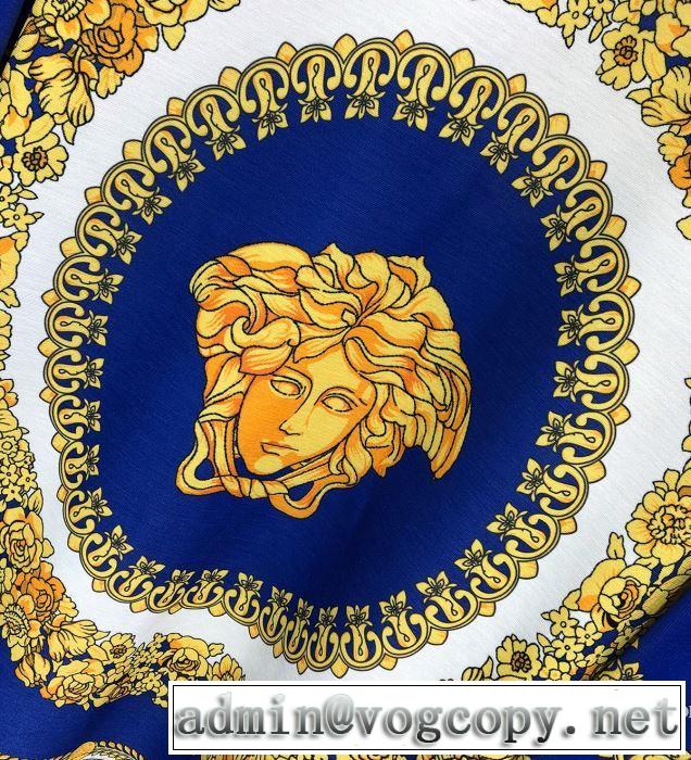 ヴェルサーチ VERSACE 長袖Tシャツ 《2019年》今、注目のストリート ブランドの話題の新作も！