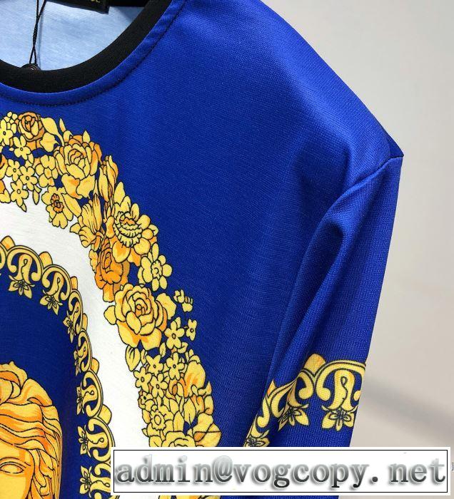 ヴェルサーチ VERSACE 長袖Tシャツ 《2019年》今、注目のストリート ブランドの話題の新作も！