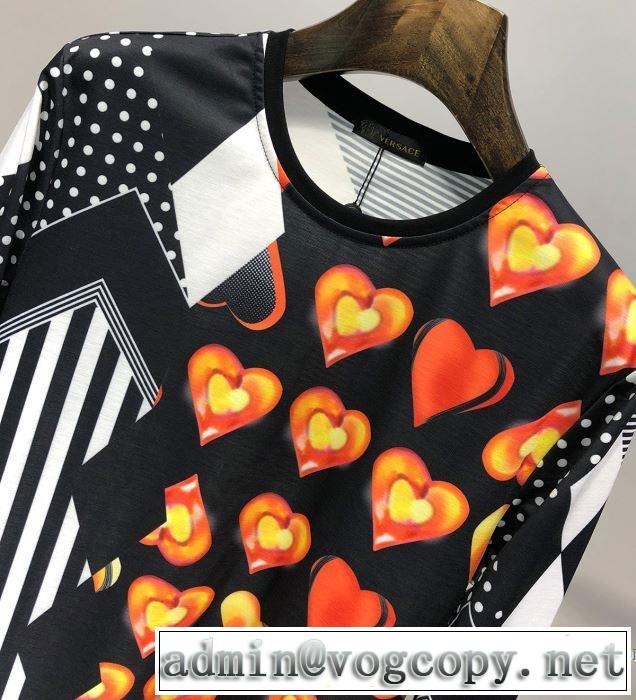 人気ストリートブランド新品 ヴェルサーチ VERSACE 長袖Tシャツ 2019年春夏シーズンの人気