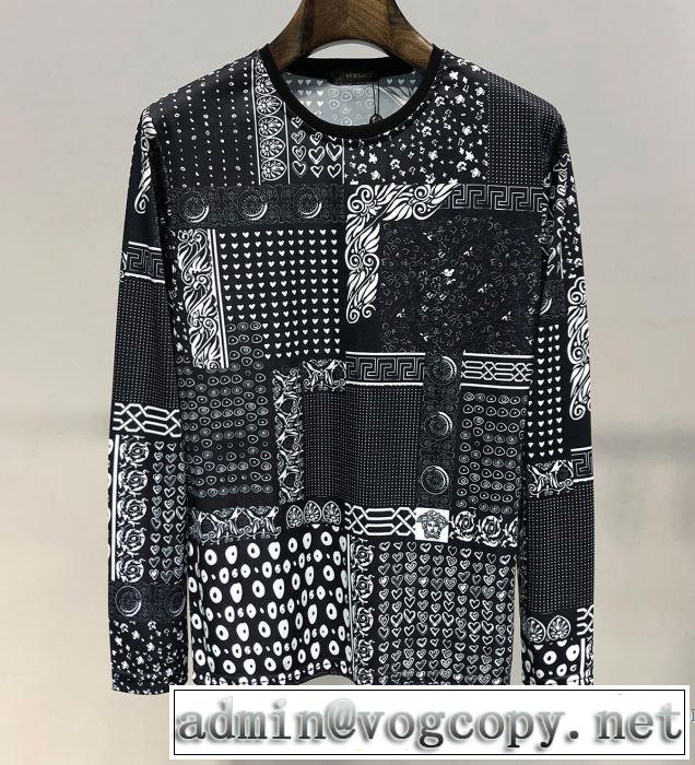 2019年の春夏に着たい 注目度が高まり最新コレクション ヴェルサーチ VERSACE 長袖Tシャツ