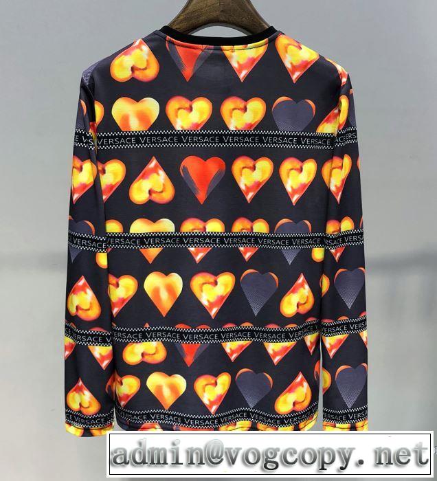 長袖Tシャツヴェルサーチ VERSACE 2019春夏は人気定番 夏おすすめ人気ブランドアイテム