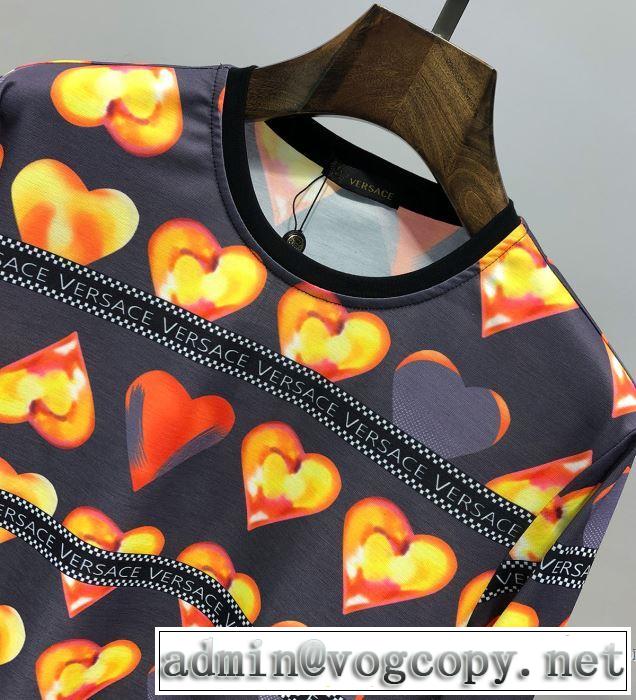 長袖Tシャツヴェルサーチ VERSACE 2019春夏は人気定番 夏おすすめ人気ブランドアイテム