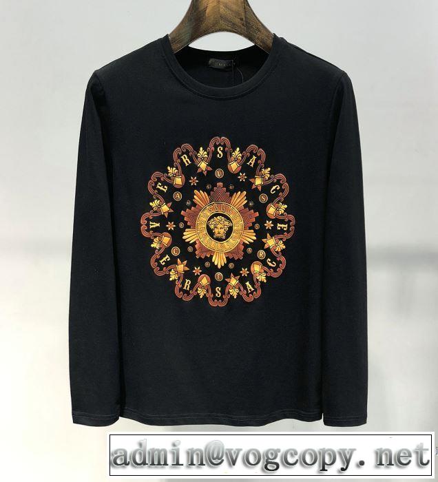 【2019年】夏のファッション 春夏のトレンドアイテム ヴェルサーチ VERSACE 長袖Tシャツ 2色可選