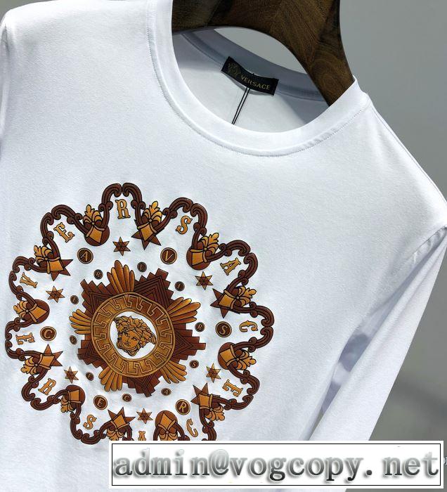 【2019年】夏のファッション 春夏のトレンドアイテム ヴェルサーチ VERSACE 長袖Tシャツ 2色可選