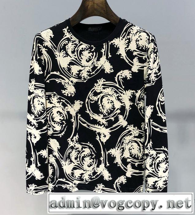 大人カジュアル夏ファッション2019 ヴェルサーチ VERSACE 長袖Tシャツ 2色可選 暑い季節も大活躍