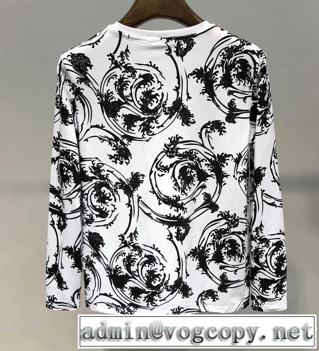 大人カジュアル夏ファッション2019 ヴェルサーチ VERSACE 長袖Tシャツ 2色可選 暑い季節も大活躍