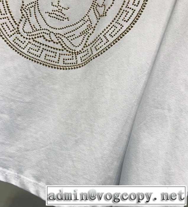 2019年春夏流行ファッション 大人の可愛さを引き立て ヴェルサーチ VERSACE 長袖Tシャツ 2色可選