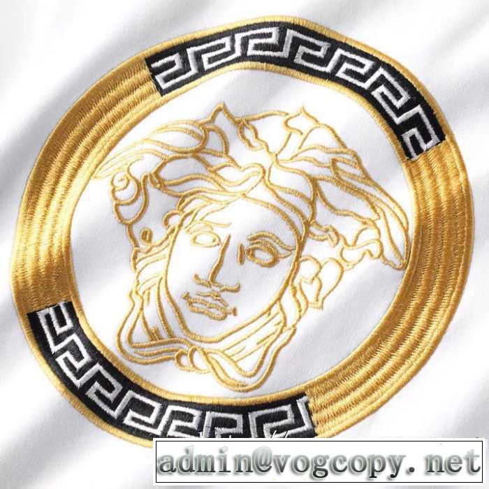 ヴェルサーチ VERSACE 長袖Tシャツ 2色可選 トレンド入り確実最新コレクション 2020秋冬流行ファション