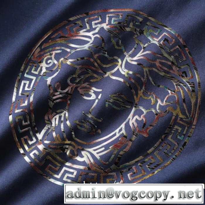 更にトレンドが急上昇中 2019秋冬トレンド押さえておきたい ヴェルサーチ VERSACE 長袖Tシャツ 3色可選