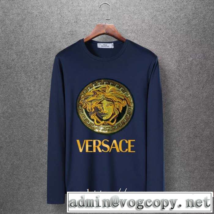 ヴェルサーチ VERSACE 長袖Tシャツ 4色可選 秋トレンドの新定番 【最新】2019年秋冬のトレンド速報