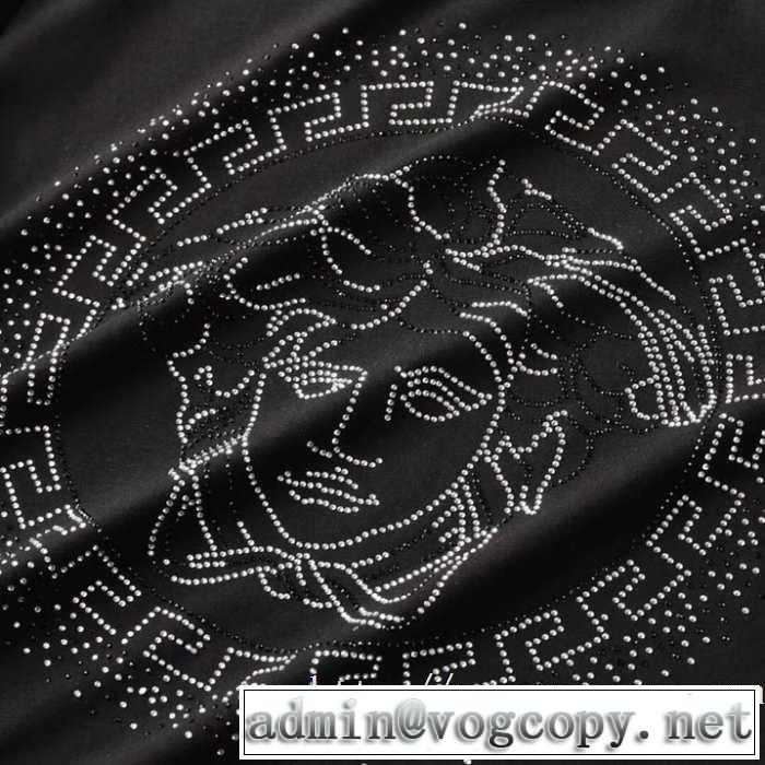 今年らしい新しい人気色  ヴェルサーチ VERSACE 長袖Tシャツ 2色可選 2019-20秋冬取り入れやすい