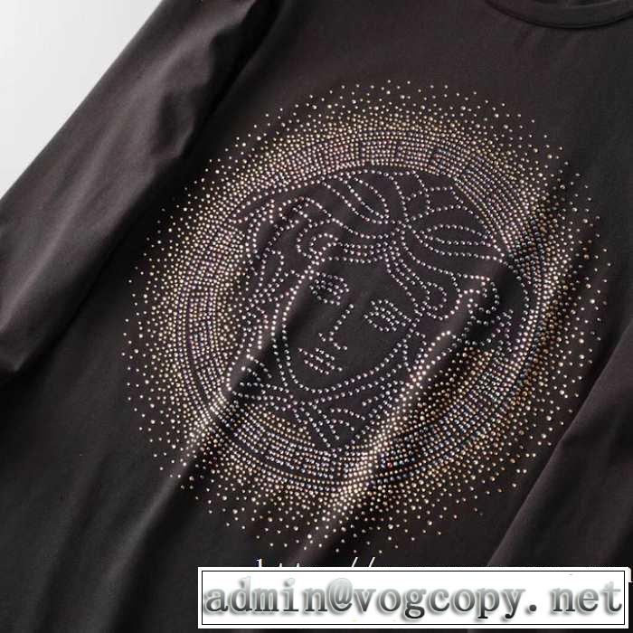 長袖Tシャツ 2色可選 秋ファションのトレンド  2019トレンドカラー秋冬セール ヴェルサーチ VERSACE