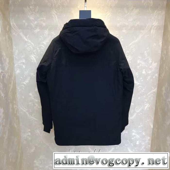 2019秋のファッショントレンドはこれダウンジャケット メンズ 秋ファションのトレンド バーバリー BURBERRY 一番おしゃれ秋冬トレンド