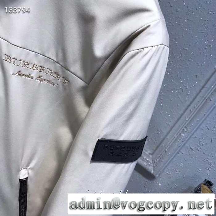 ダウンジャケット メンズ 秋冬コーデと相性がいい バーバリー 2019トレンド秋冬おすすめ安い BURBERRY おしゃれなファッションコーデ