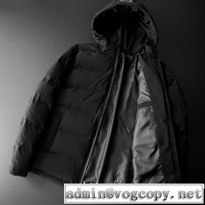 BURBERRY 秋冬ファッションコーディネート ダウンジャケット メンズ 人気ファッション雑誌でも掲載 バーバリー 最重要！2019秋冬トレンド