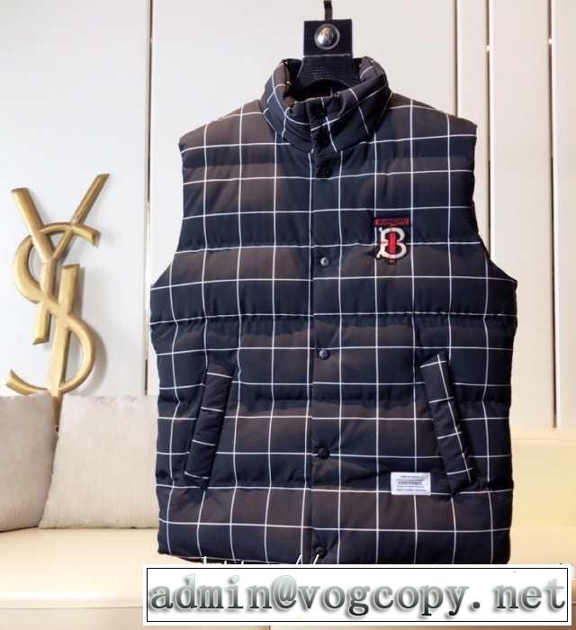 バーバリー 2019秋のファッショントレンドはこれ BURBERRY 大人かわいい秋冬コーデを楽しみ ダウンジャケット メンズ  おしゃれ度アップ秋冬コレクション