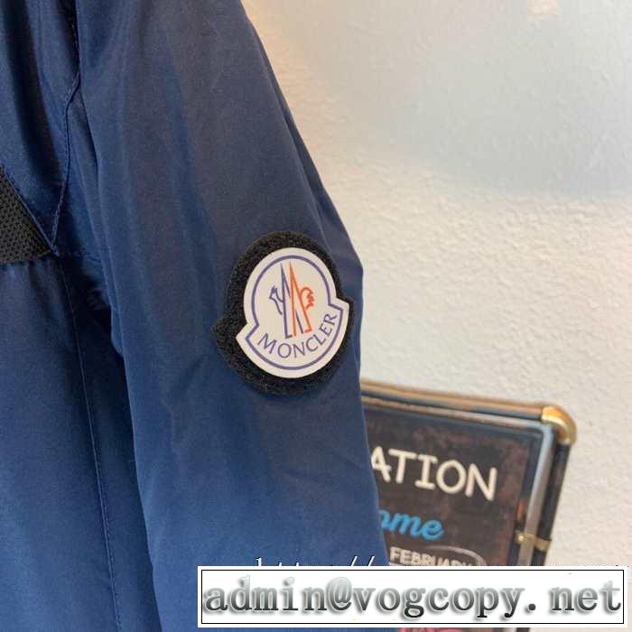 今年の秋冬のトレンド激安セール モンクレール 2019?2020秋冬流行色紹介 MONCLER メンズ ダウンジャケット 最新秋冬トレンドをチェック2色可選