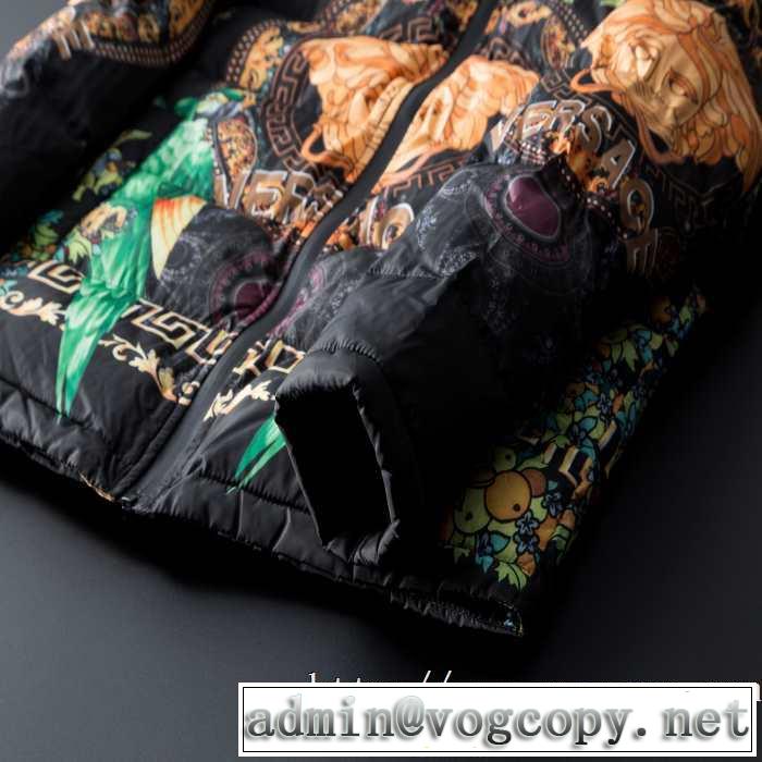 秋にはやる最新作を先取り ヴェルサーチ 2019秋冬トレンドアイテム VERSACE さわやかに新品おすすめ メンズ ダウンジャケット