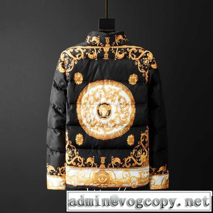 ヴェルサーチ 素敵続くトレンド VERSACE 2019秋冬トレンドデザイン メンズ ダウンジャケット 今年注目すべき秋冬ファッション