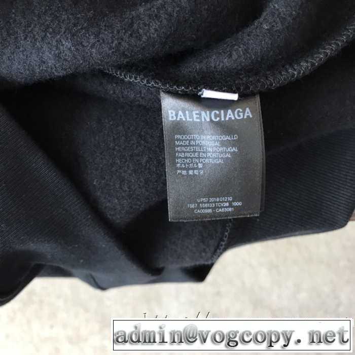 オシャレスタイルが今年流 バレンシアガ BALENCIAGA パーカー 2019-20秋冬トレンドファッション