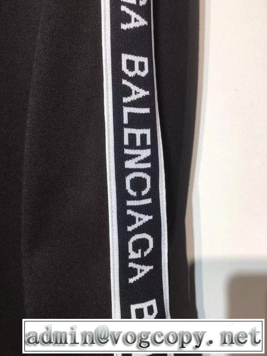 パーカー 2019トレンドファッション新品 バレンシアガ BALENCIAGA 秋こそ楽しめるアイテム