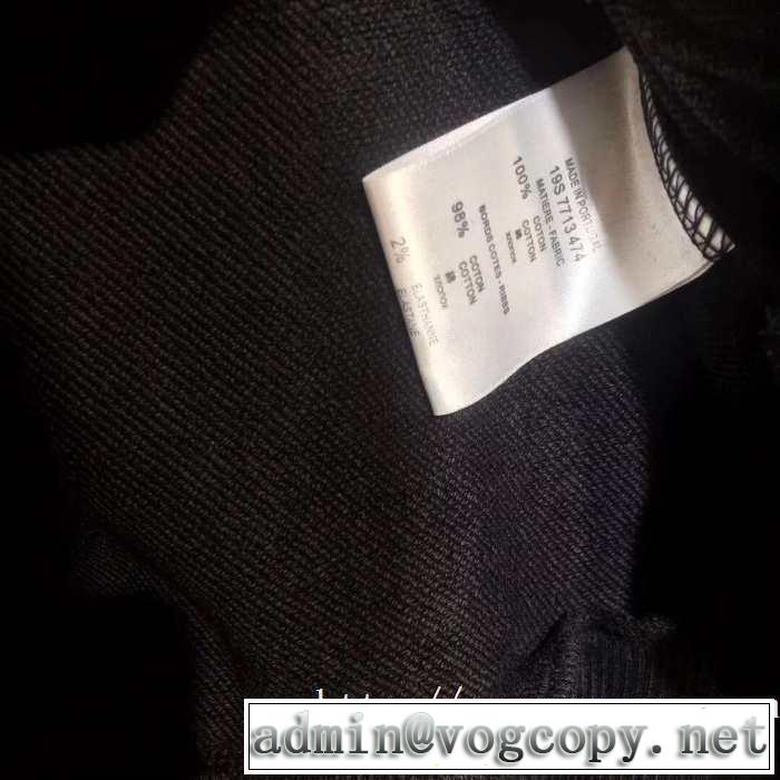 パーカー 2019トレンドファッション新品 バレンシアガ BALENCIAGA 秋こそ楽しめるアイテム