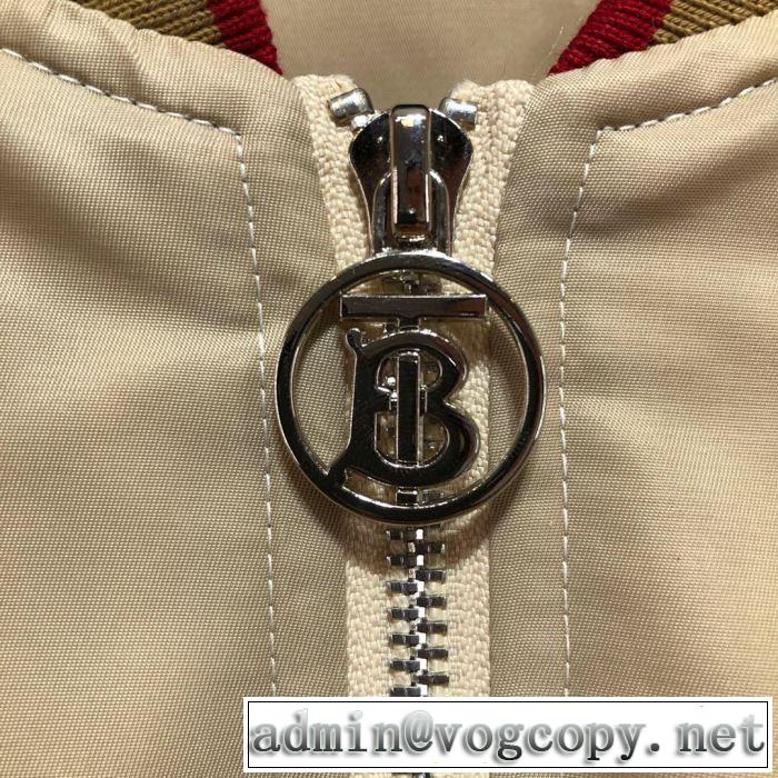 大人かわいい秋冬コーデを楽しみ バーバリー 2019秋のファッショントレンドはこれ BURBERRY ハーフコート秋ファションのトレンド
