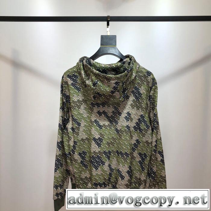 パーカー おしゃれなファッションコーデ バーバリー2019トレンド秋冬おすすめ安い  BURBERRY 秋冬にお世話になる定番