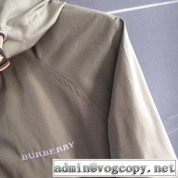 3色可選 秋冬コーデと相性がいい ハーフコート優しいのに存在感 バーバリー BURBERRY  2019トレンド秋冬おすすめ安い