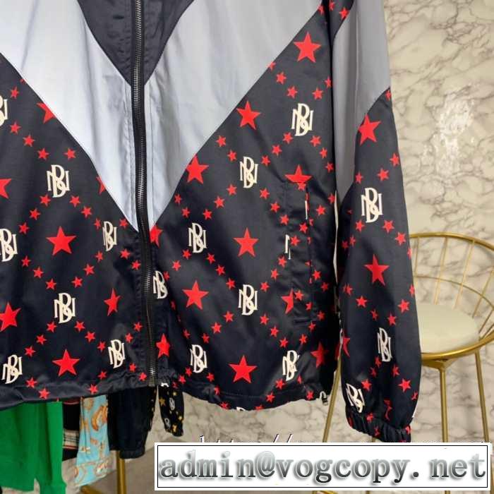秋冬ファッションコーディネート バーバリー BURBERRY ブルゾン2019年秋冬に欠かせない