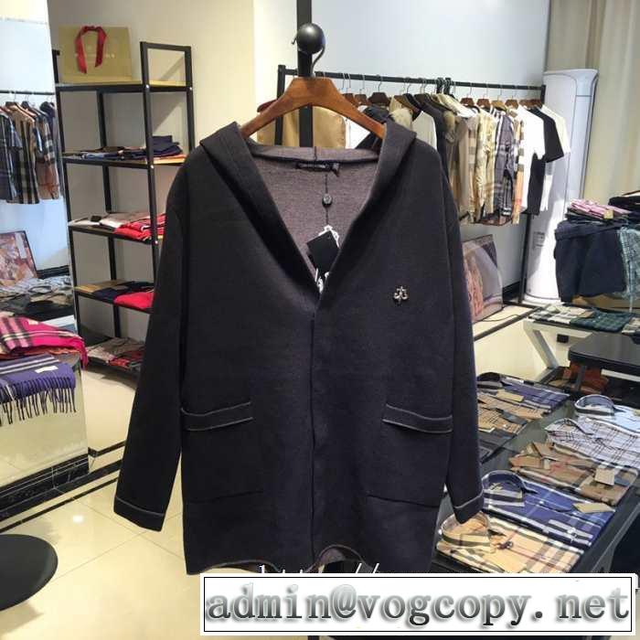 秋冬にピッタリ新作 おすすめ クロムハーツ コートメンズCHROME HEARTS 高級素材絶妙な着こなし カジュアルコーデ