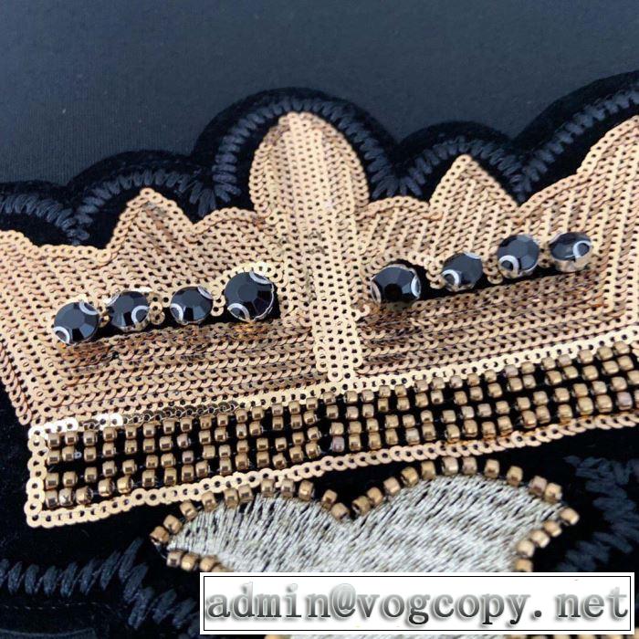 プルオーバーパーカー 絶対おさえるべきカラーと最新 ドルチェ＆ガッバーナ Dolce&Gabbana 【2019秋冬トレンド】押さえておきたい