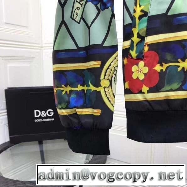 注目の秋ファッション一番 ドルチェ＆ガッバーナ Dolce&Gabbana 人気ブランドの秋冬新色 ハーフコート 2019秋冬トレンド押さえておきたい
