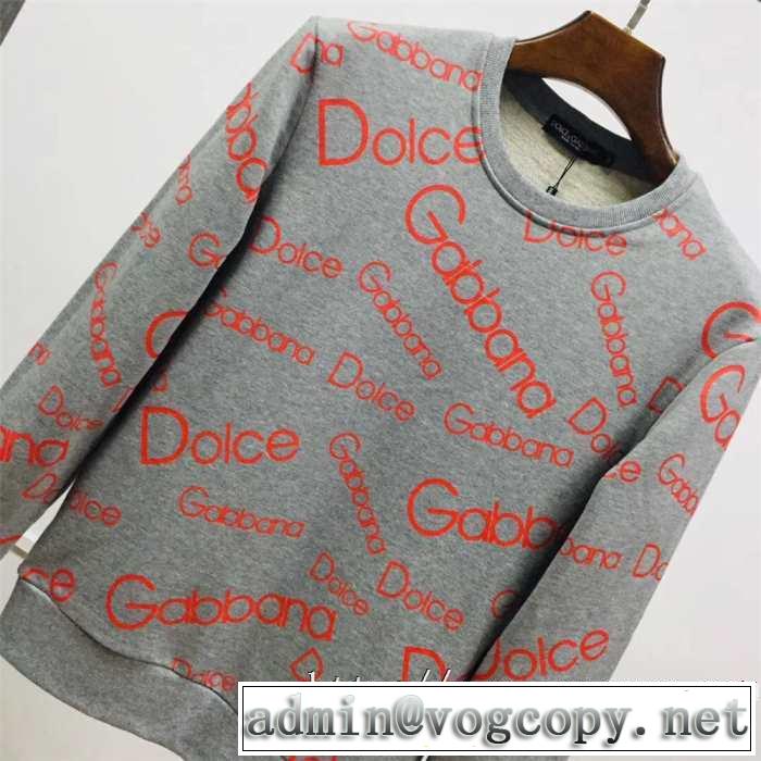 極力暖かさDolce&Gabbana スウェットシャツメンズ D&Gオールオーバープリントバーバリーコピー長袖エレガント秋冬コーデ