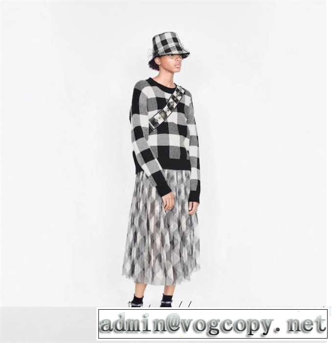 秋冬定番オシャレコーデ Dior J'Adior8ニットセーターレディースクルーネックディオールスーパーコピー通販着回し力抜群