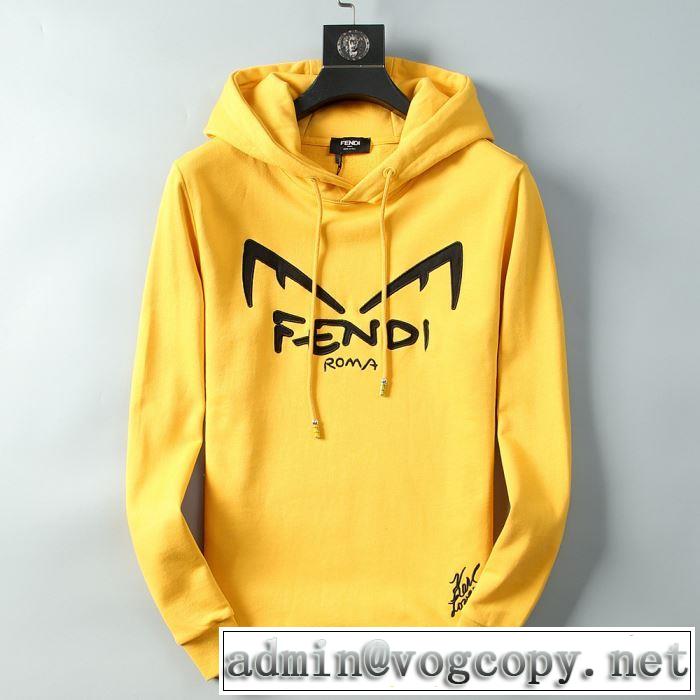 パーカー 秋冬もちろん主役級 フェンディ 大人かわいい秋冬コーデを楽しみ FENDI 2019秋のファッショントレンドはこれ 3色可選