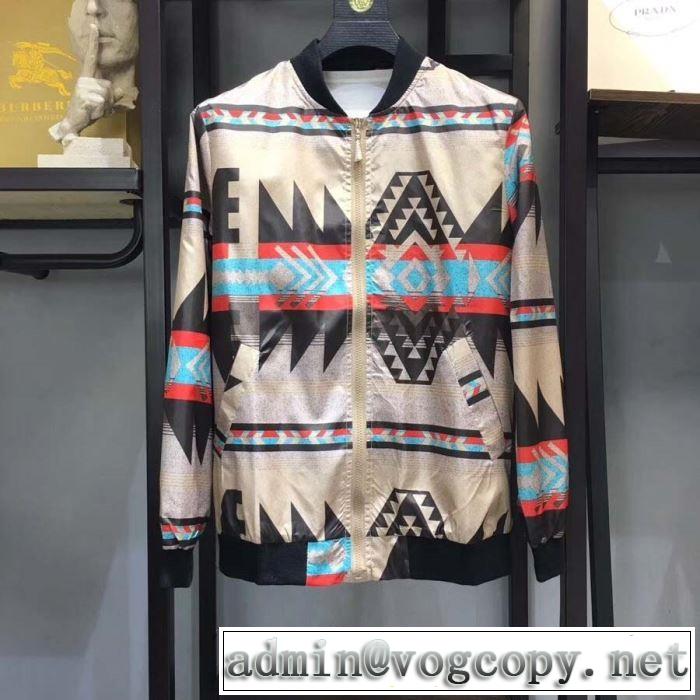 ハーフコート サイズのよさを感じる新作 フェンディ注目の秋ファッション一番  FENDI 秋にこれがはやりそう 2019秋冬トレンド押さえておきたい